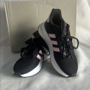 Adidas Black and Pink Athletic Shoes with Modern Design